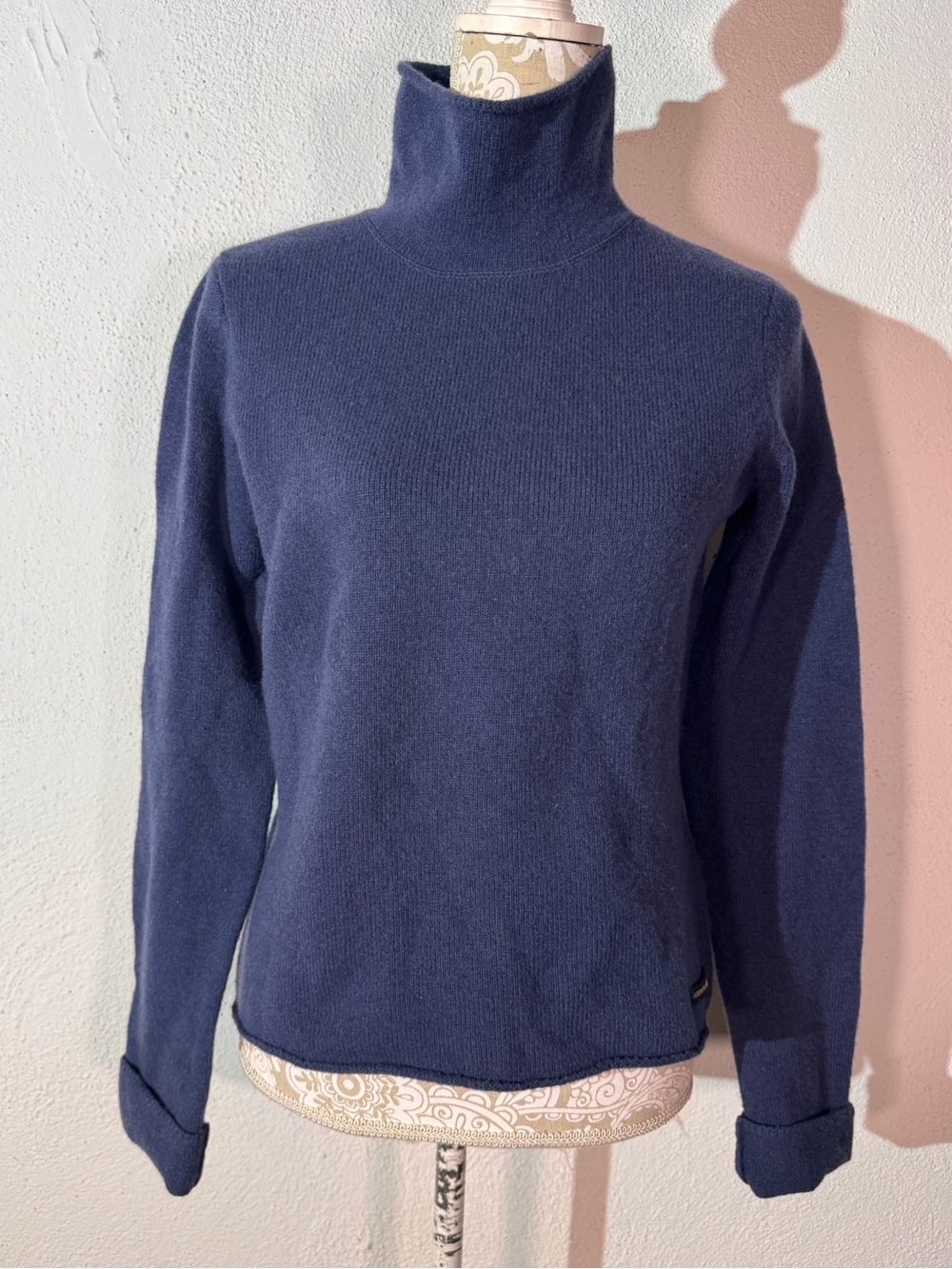 Vintage Abercrombie and fitch // blue wool blend turtleneck sweater size medium